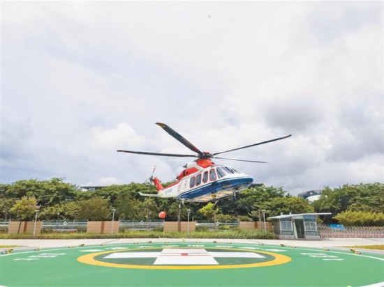 港大深圳医院直升机停机坪启用